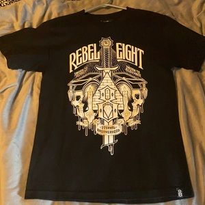 Mens Size Small Rebel Eight shirt